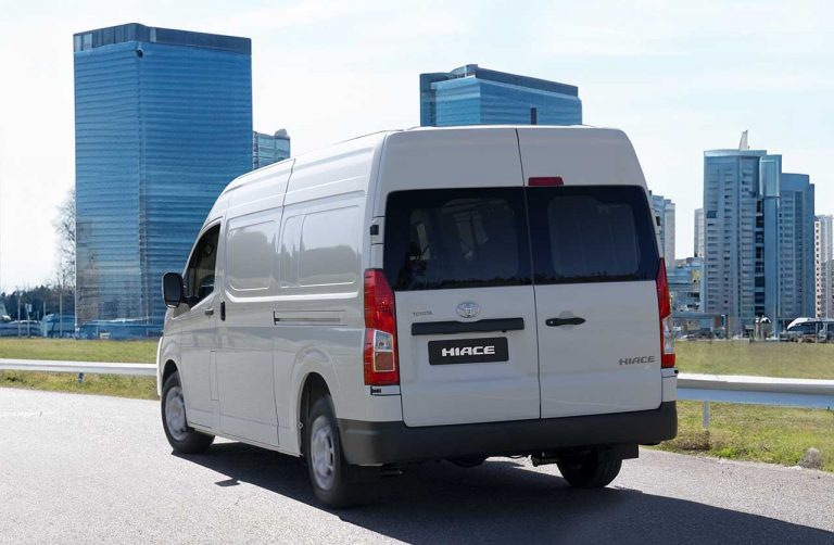 Hiace L H Furgon Trasera Mega Autos