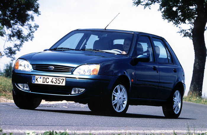 Versiones de ford focus 2002 #6