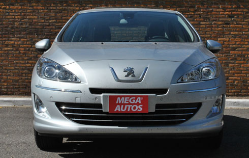 Prueba Peugeot 408 1 6 Hdi Feline Mega Autos