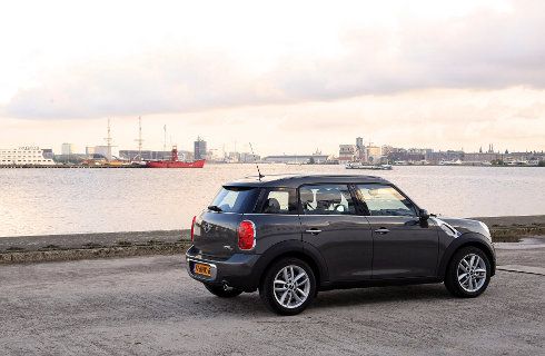 MINI Countryman obtiene el 2011 Top Safety Pick