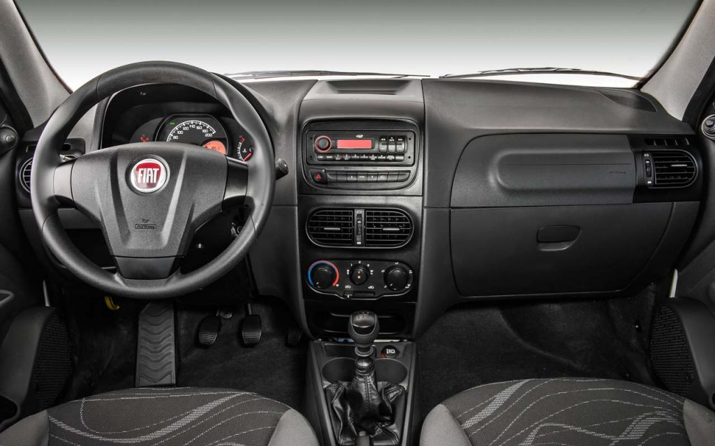 Interior Fiat Strada