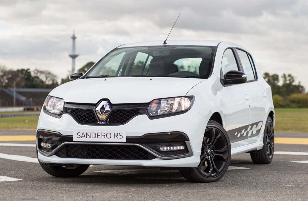 Renault sandero 2016 года