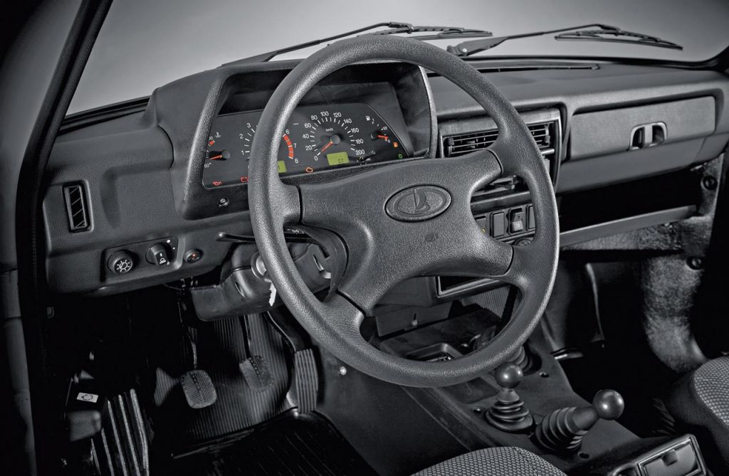 Interior Lada Niva