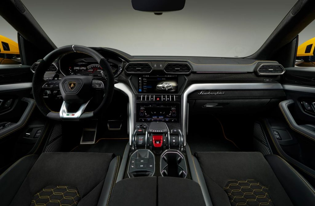 Lamborghini-Urus-interior-4 - Mega Autos