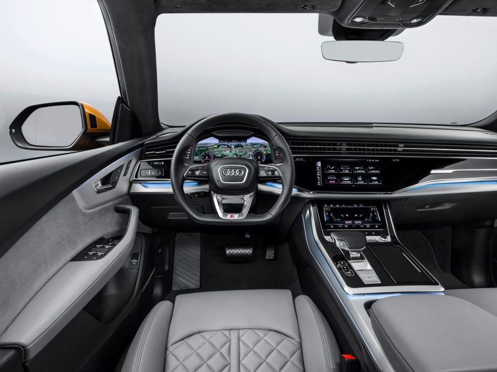 Interior Audi Q8