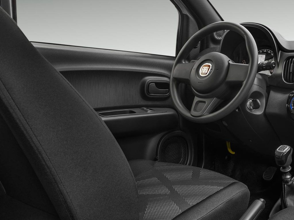 Interior Fiat Mobi VeloCITY