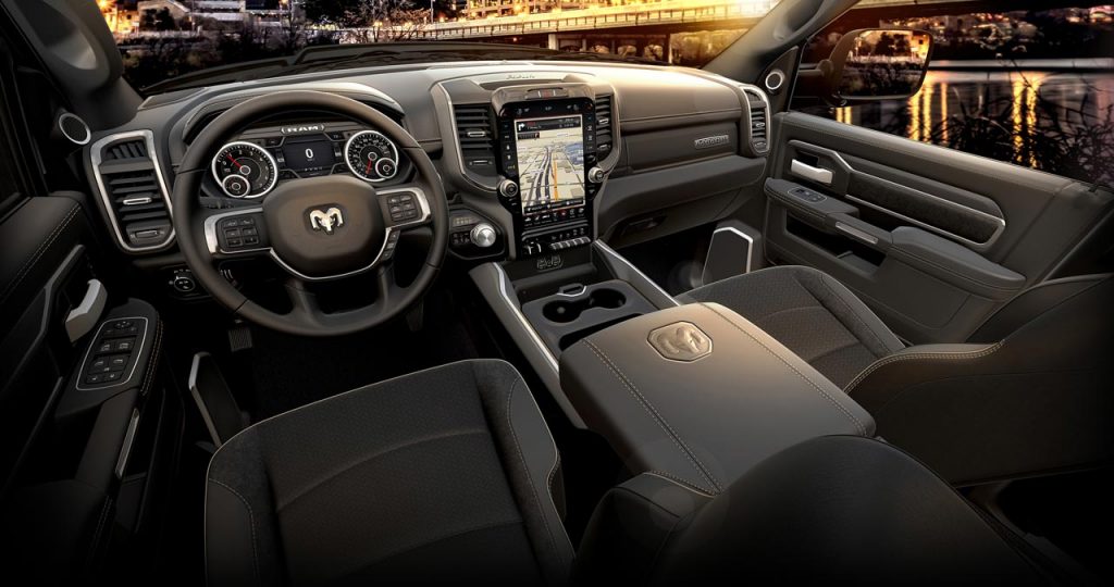 Interior Ram Heavy Duty 2019