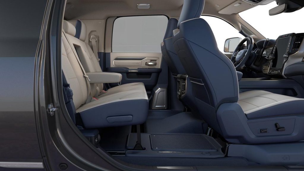 Interior Ram Heavy Duty 2019