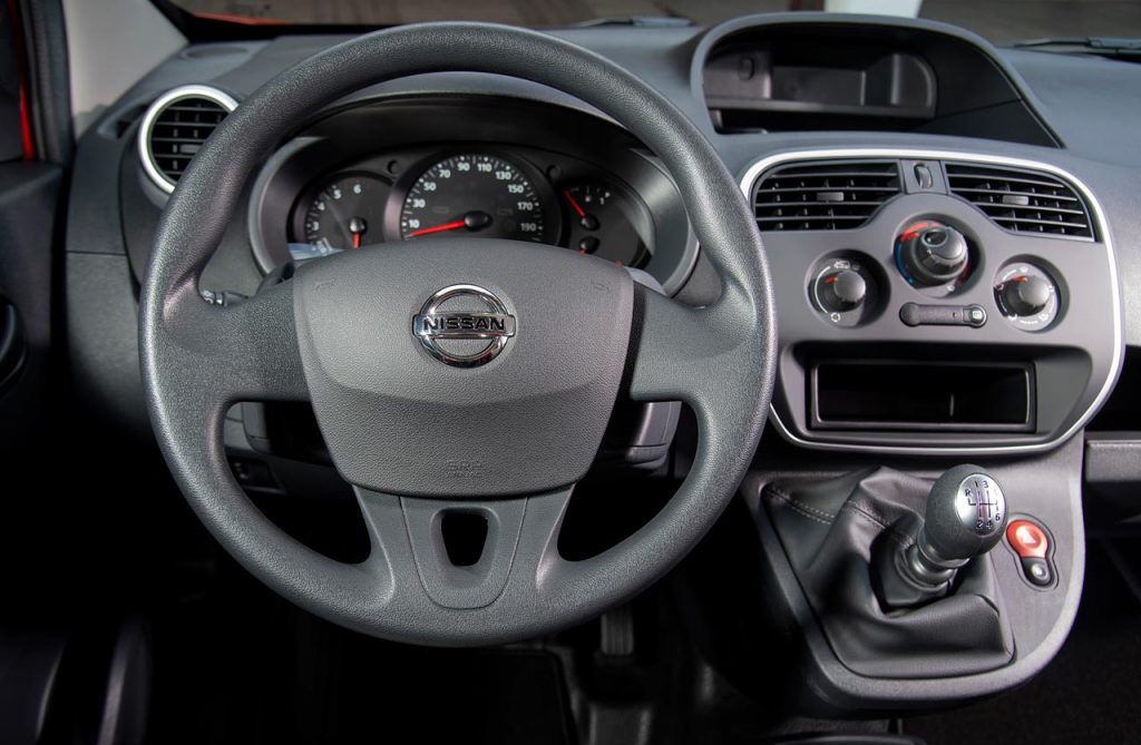 Interior Nissan NV250