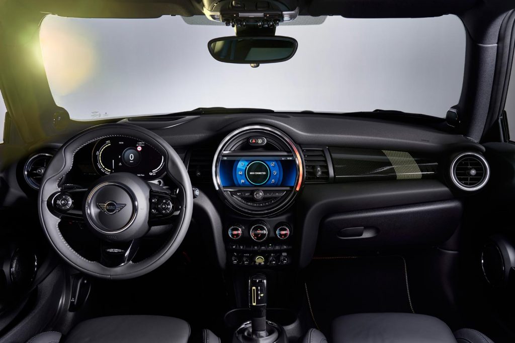 Interior Mini Cooper SE eléctrico