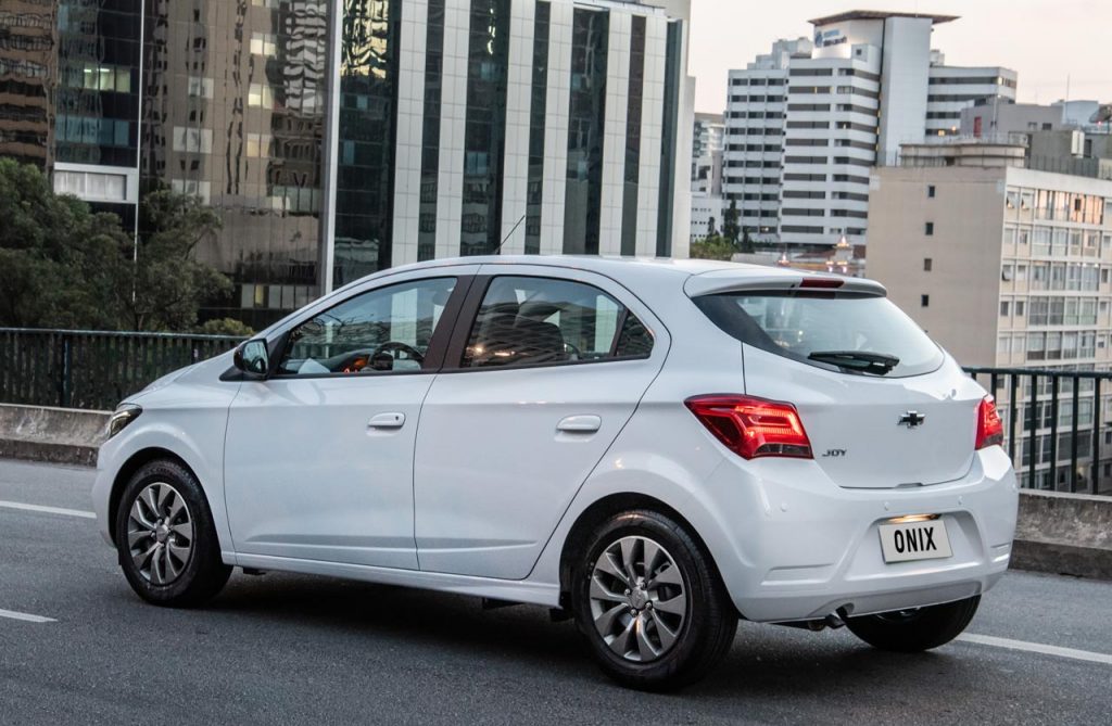 Nuevo Chevrolet Onix Joy 2020