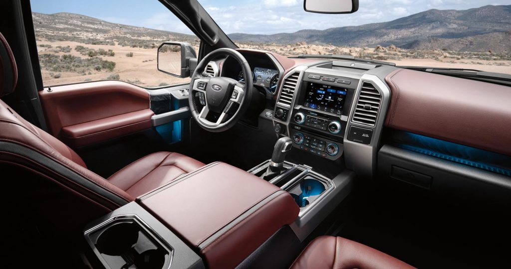 Interior Ford F-150 Lariat Luxury