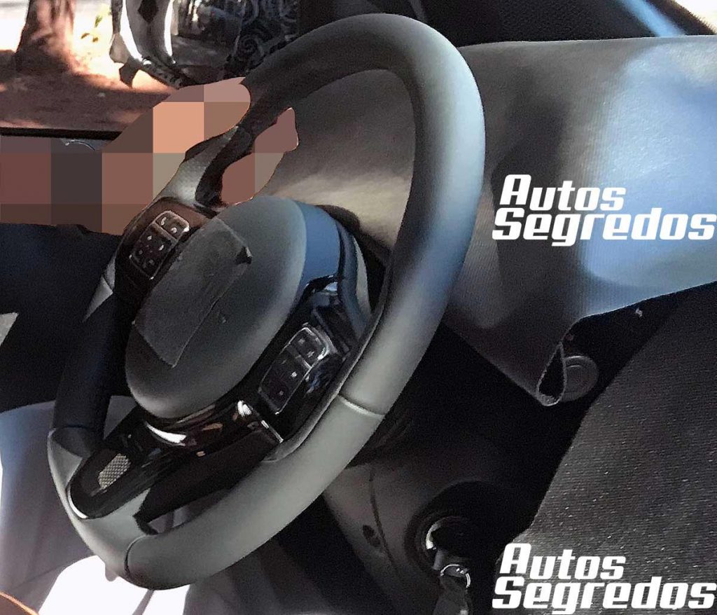 Fiat Strada 2021 foto interior