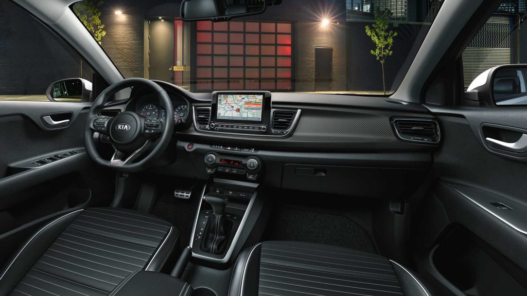 Interior Kia Rio 2021 restyling