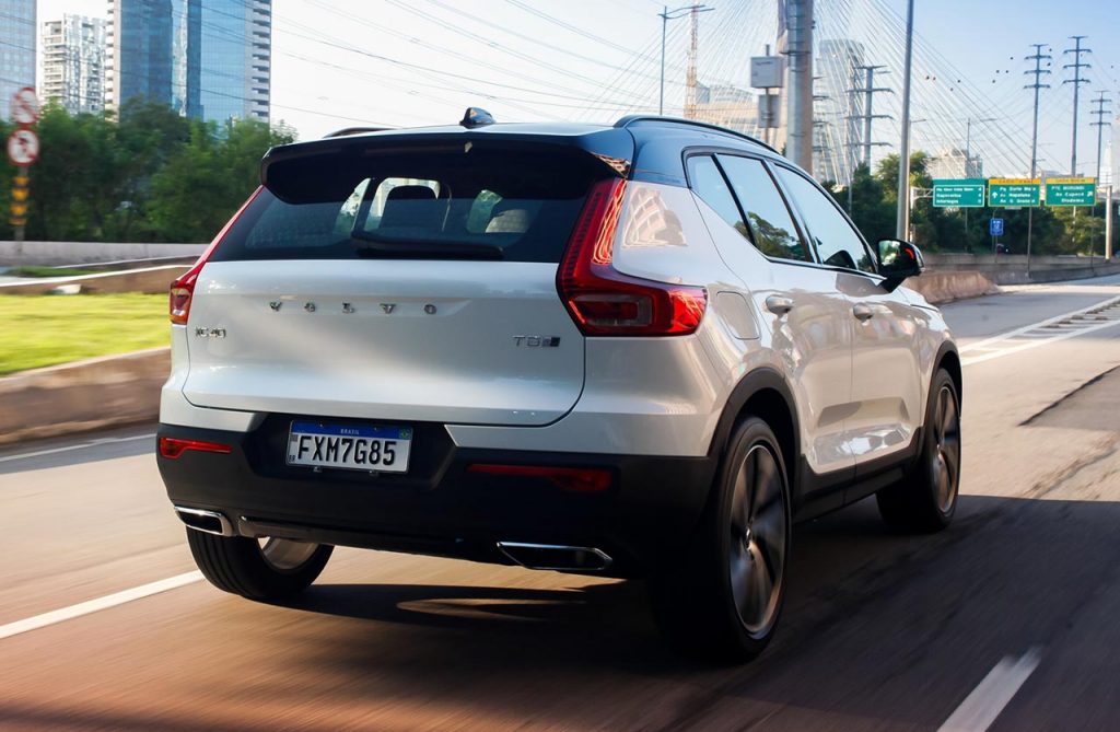 Volvo XC 40 T5 Plug-In Hybrid R-Design