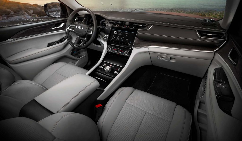 Interior Jeep Grand Cherokee L 2021