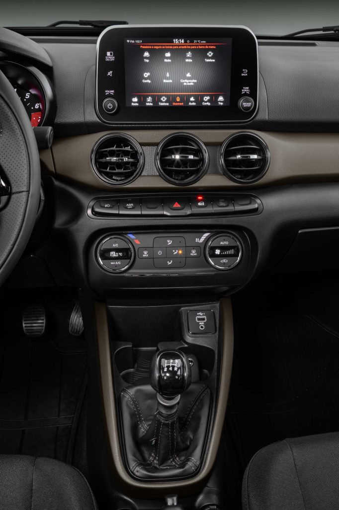 Interior Fiat Cronos S-Design 2022