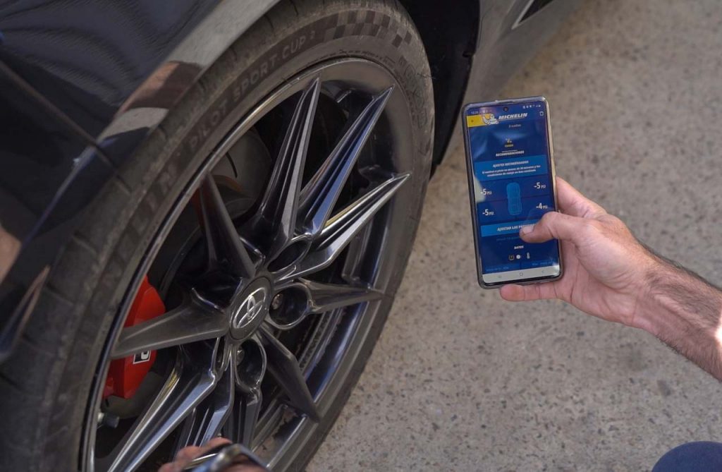 Michelin Track Connect App