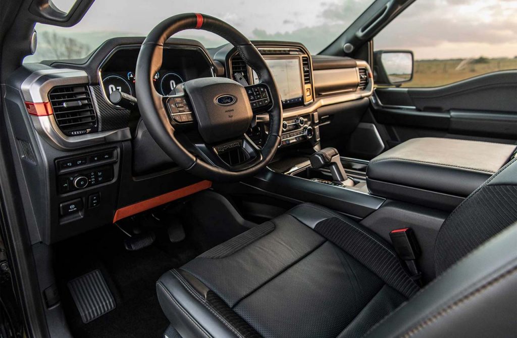 Interior Hennessey VelociRaptor 600 2022