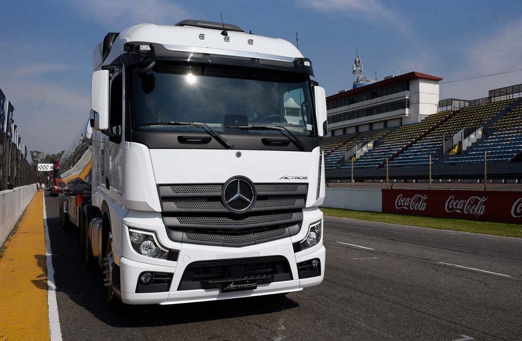 Mercedes-Benz Actros 2545