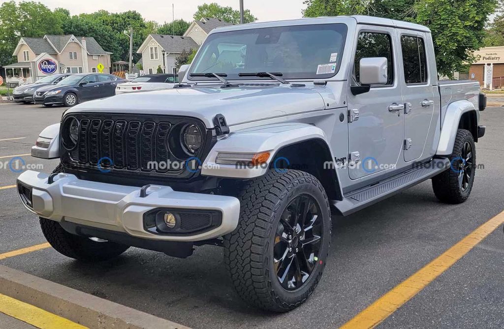 2024-jeep-gladiator-front-view-spy-photo - Mega Autos