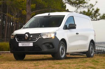 La nueva Renault Kangoo E-Tech llegó a la Argentina