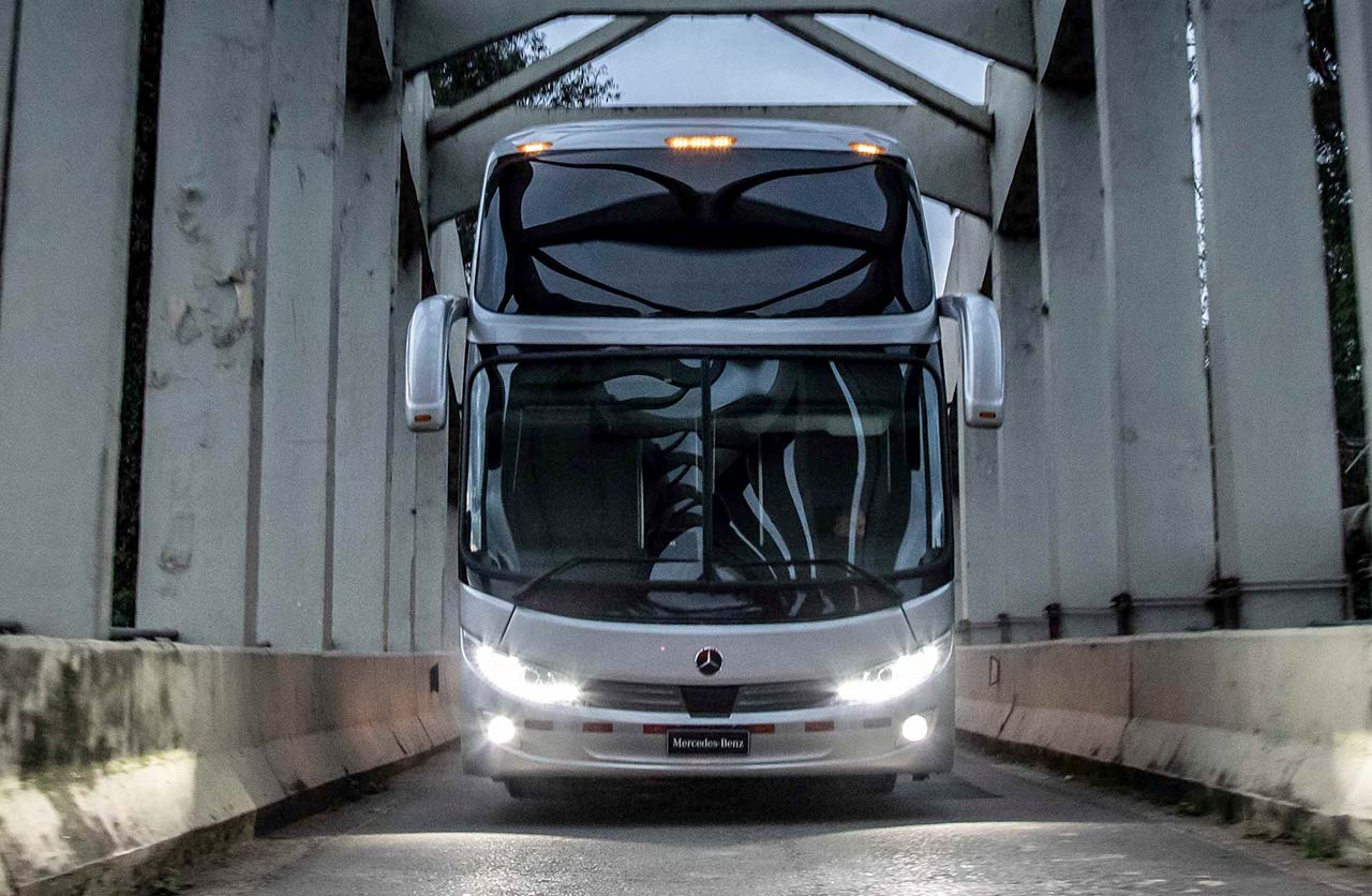 Seguridad y tecnología: El sello distintivo de los buses Mercedes-Benz