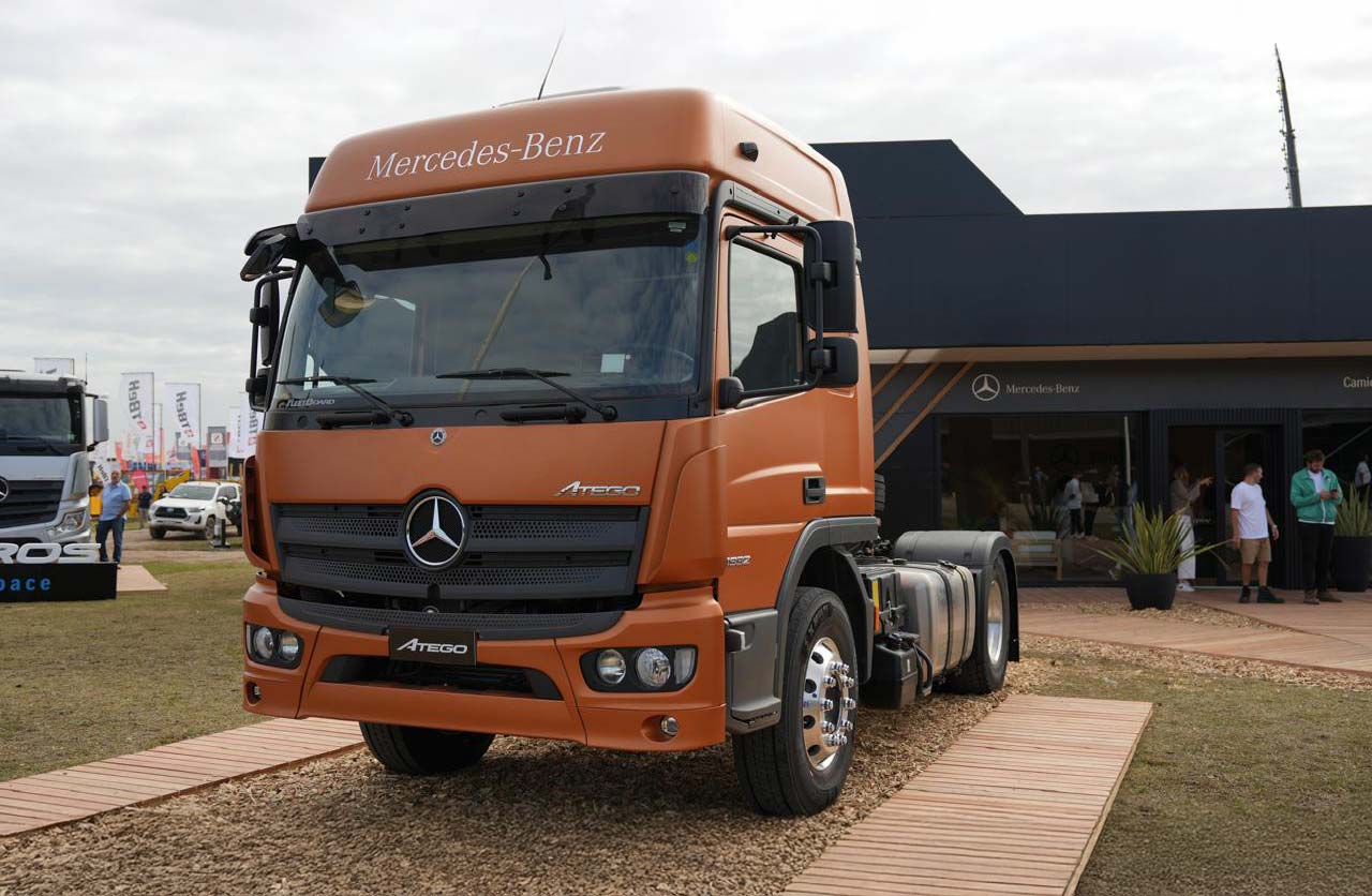 Mercedes-Benz exhibe lo nuevo en camiones y servicios en Expoagro 2025